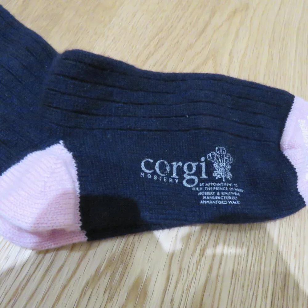 CORGI 100% Cashmere Ribbed Luxury House Socks in Navy Pink - Size Large NWT